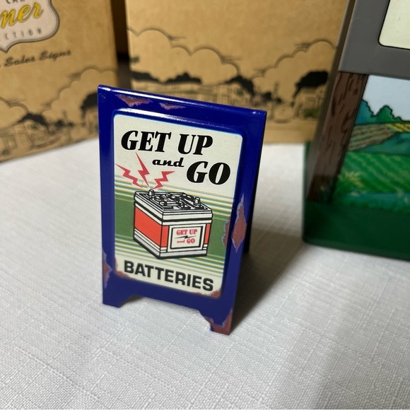 NEW Hallmark Kiddie Car Classics Collectible Garage + billboard Signs Gas pumps - Picture 7 of 16